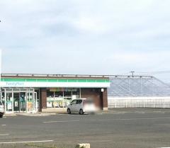 ファミリーマート　江刺谷地店