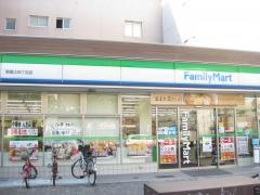 ファミリーマート　南堀江四丁目店