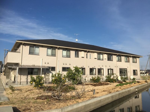 ヴィライフ今保 建物全景