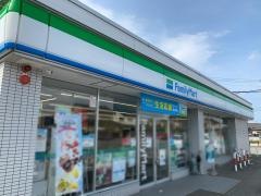 ファミリーマート　富山下坂倉店