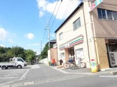 セブンイレブン　川口芝高木店