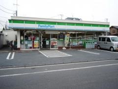 ファミリーマート　小坂旭町店