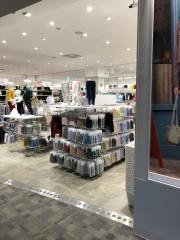 ジーユーイオンモール伊丹店