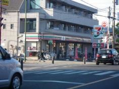 セブンイレブン　北越谷駅東口店