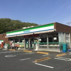 ファミリーマート　八王子戸吹町店