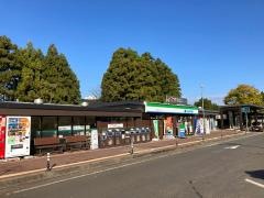 ファミリーマート　女形谷ＰＡ下り店