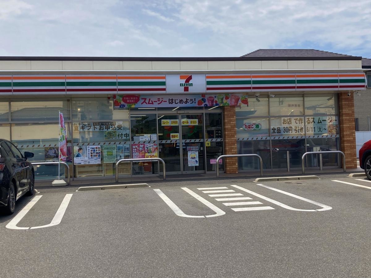 セブンイレブン　一宮宮地花池店　店舗外観