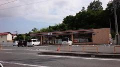 セブンイレブン　東広島八本松米満店