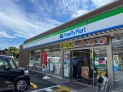 ファミリーマート　野市町西野店