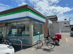 ファミリーマート　野市町西野店