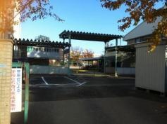 新曽北小学校