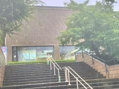 向日市立図書館