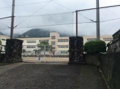 別府市立山の手中学校