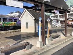「アスティアかさい」バス停留所