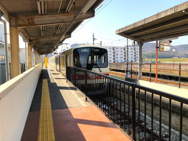 粟生駅