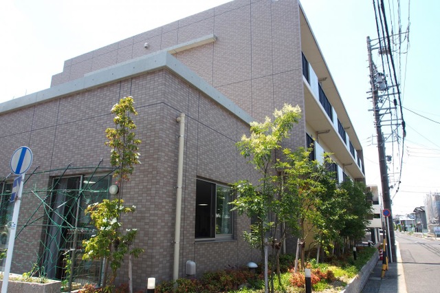 サービス付き高齢者向け住宅 スワーヴ植田一本松 施設外観