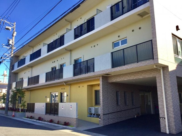 サービス付き高齢者向け住宅 スワーヴ植田一本松 施設外観