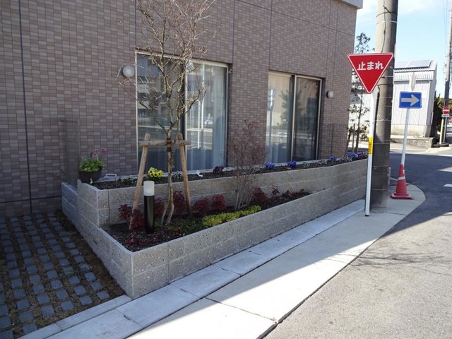 サービス付き高齢者向け住宅 スワーヴ植田一本松 施設外観
