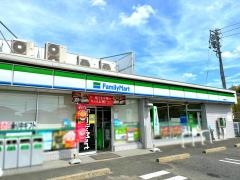 ファミリーマート　小牧篠岡店