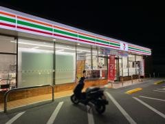 セブンイレブン　守口寺方元町店