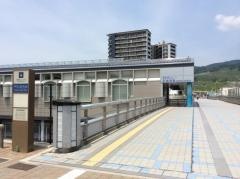 彩都西駅
