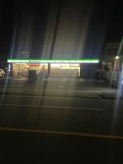 ファミリーマート　中あじま三丁目店