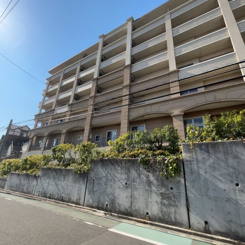 ルナハート千里　丘の街