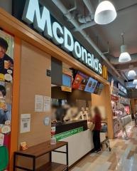 マクドナルド　茨木アルプラザ店