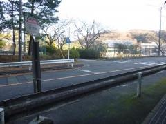 「南郷中学校」バス停留所