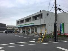 ファミリーマート　舎人一丁目店