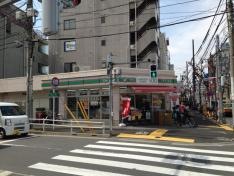ローソンストア100　中野6丁目店