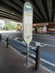 「戸田駅入口」バス停留所