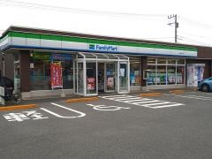 ファミリーマート　印西木下店