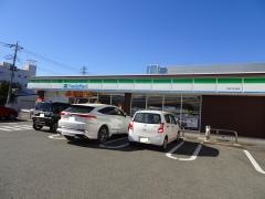 ファミリーマート　甲府下石田店