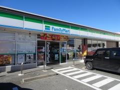ファミリーマート　甲府下石田店