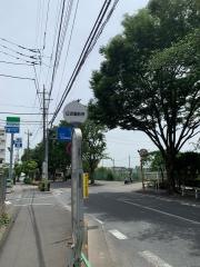 「日活撮影所」バス停留所