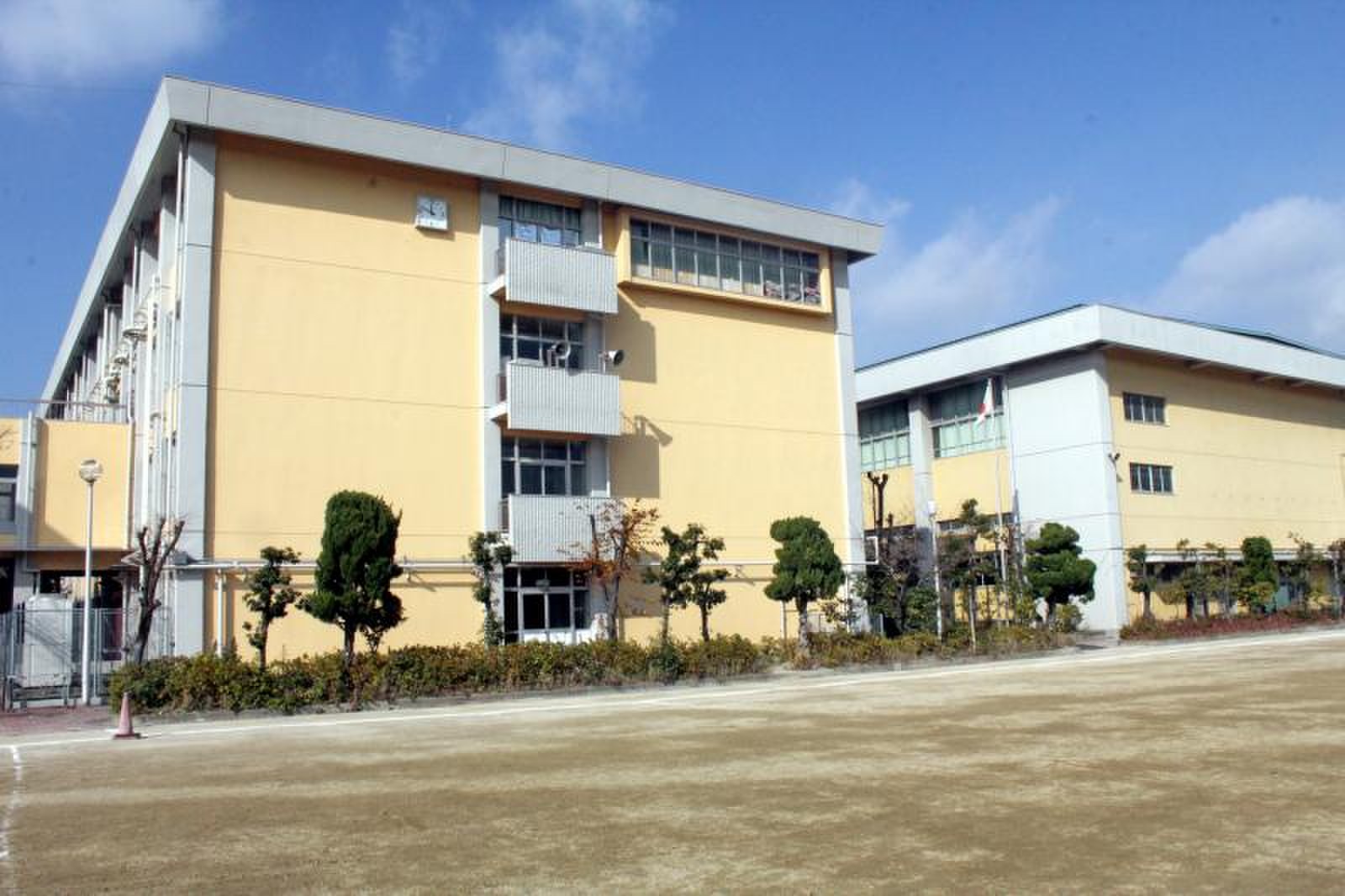 大阪 府立 住吉 高等 学校