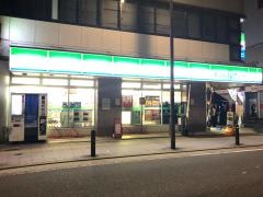 ファミリーマート　警固公園前店