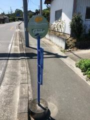 「小学校下」バス停留所