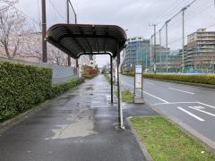 「東京学館前」バス停留所