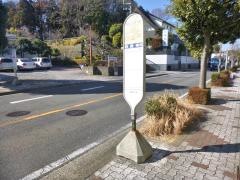 「福祉センター前(横浜市)」バス停留所