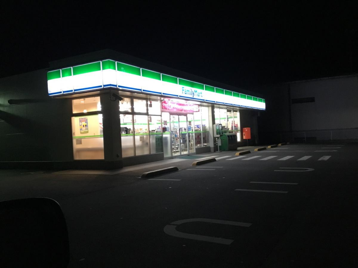 ファミリーマート諏訪中洲店