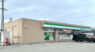 ファミリーマート　天王出戸店