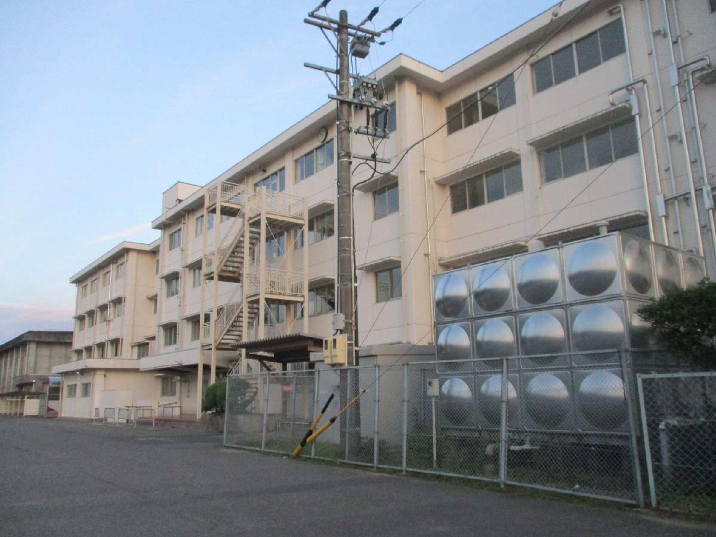 中央 中学校 各務原