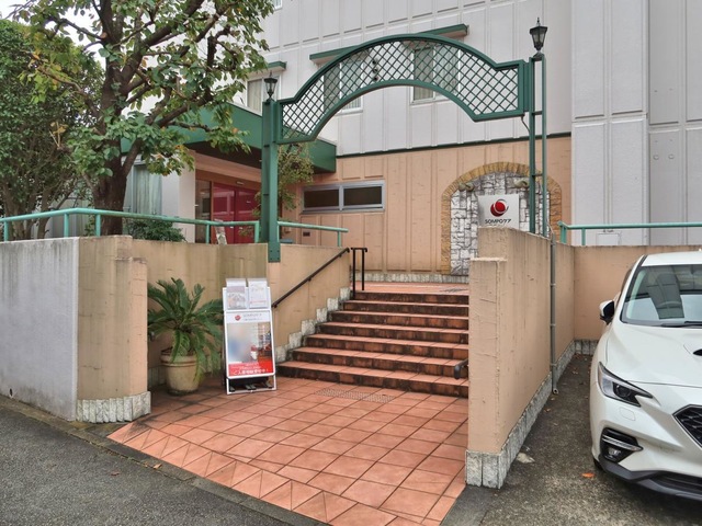 SOMPOケアラヴィーレ十日市場