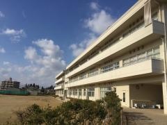 市名坂小学校