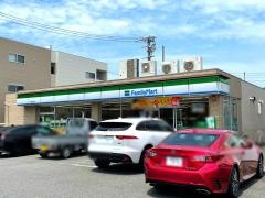ファミリーマート　中川松葉町店