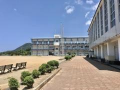 四ケ浦小学校