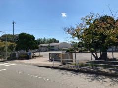 重春小学校