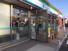 ファミリーマート　遊佐西浜店